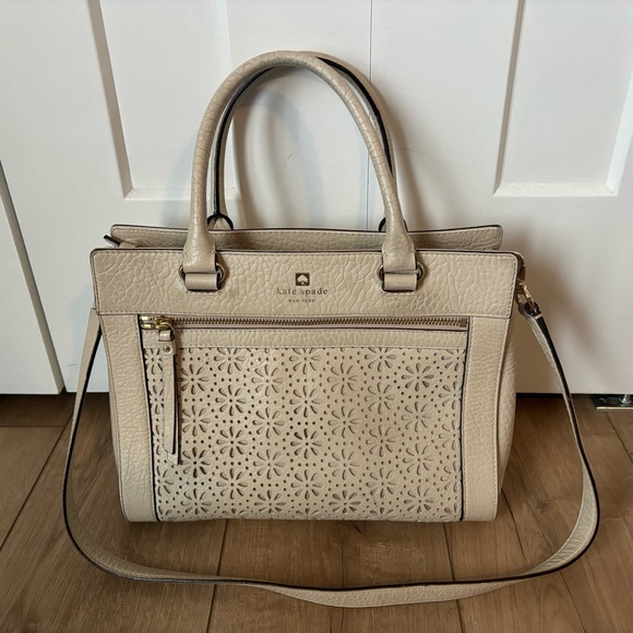 Kate Spade Cream Floral Cutout Handbag Genuine Leather - Picture 3 of 6